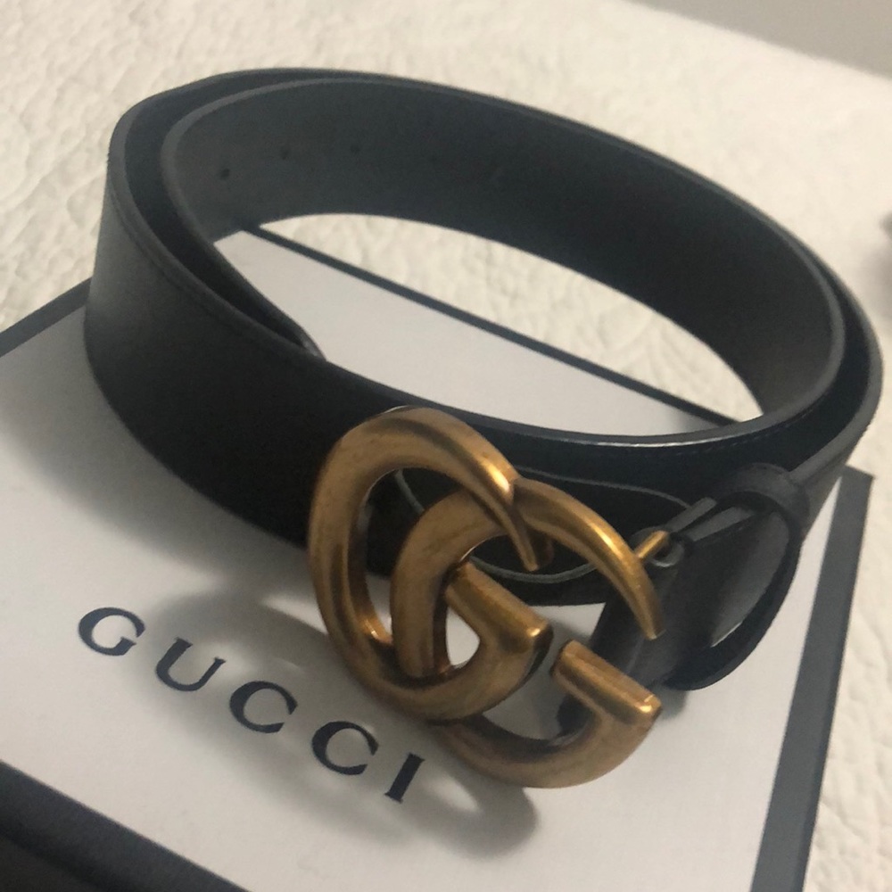 Gucci belt, Gold GG bucket